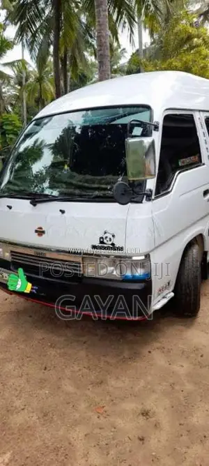 Nissan Super Long QD 1994 Van (Used)