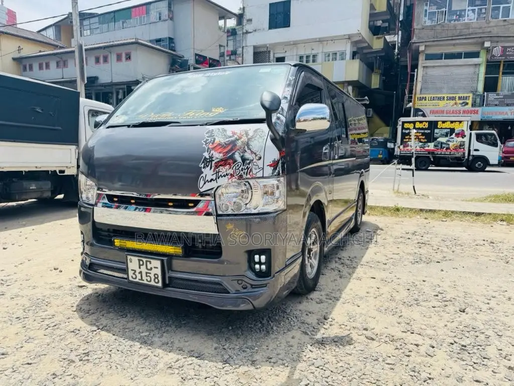 Toyota KDH 2008 Van (Used)