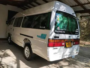 Nissan Caravan Super Long 2002 Van (Used)