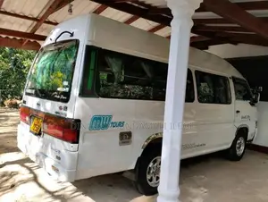Nissan Caravan Super Long 2002 Van (Used)