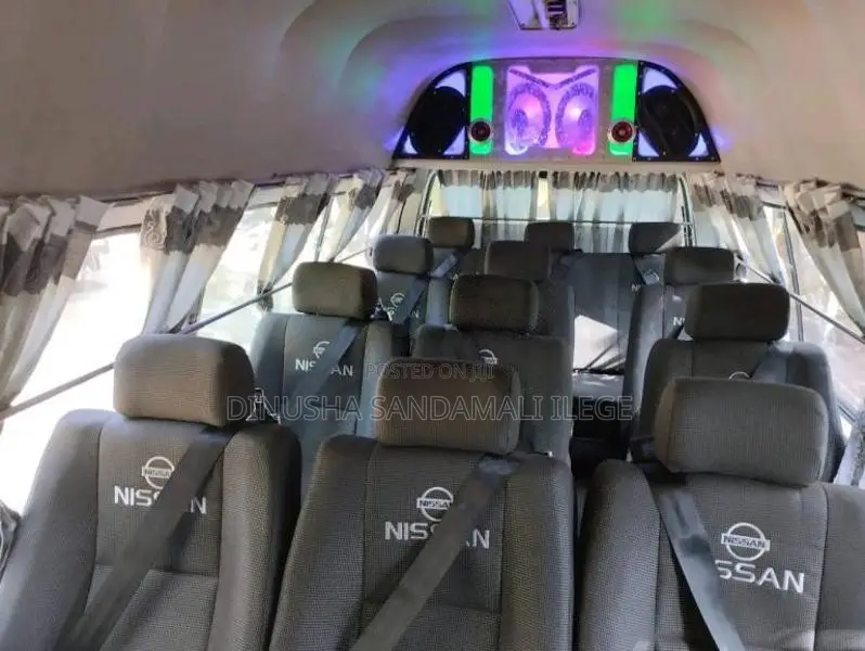 Nissan Caravan Super Long 2002 Van (Used)
