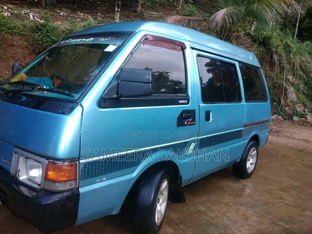 Nissan Vanette 1993 Van (Used)