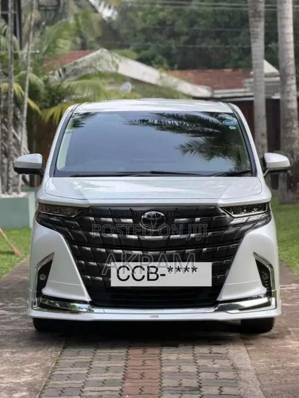 Toyota Alphard 2023 Van (Used)