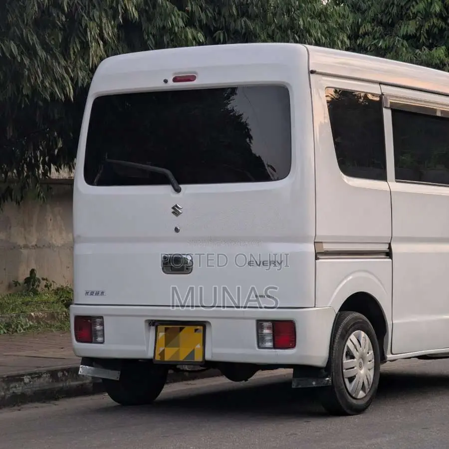 Suzuki DA17 2017 Van (Used)