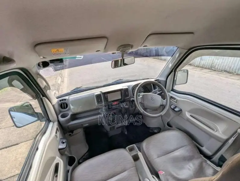 Suzuki DA17 2017 Van (Used)