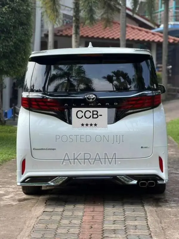 Toyota Alphard 2023 Van (Used)