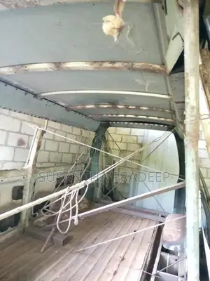 Nissan VRG 1980 Van (Used)