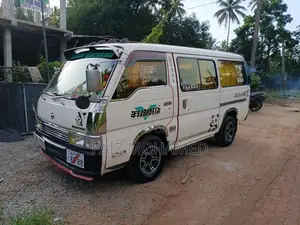 Nissan Caravan 1998 Van (Used)