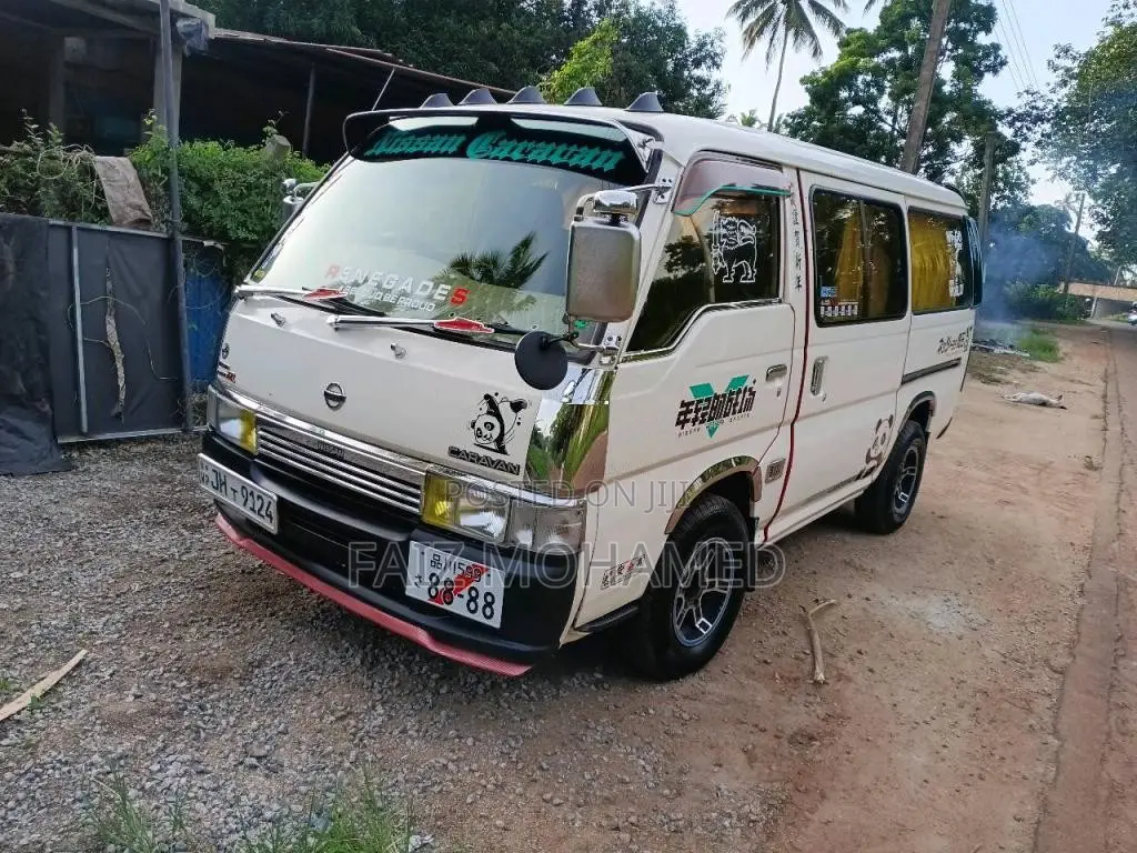 Nissan Caravan 1998 Van (Used)