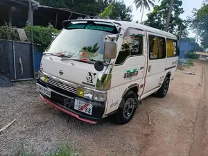 Nissan Caravan 1998 Van (Used)