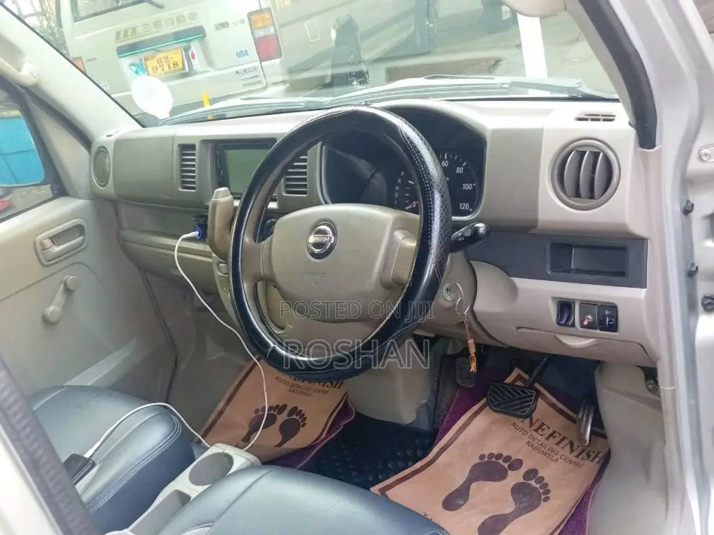 Nissan Clipper 2014 Van (Used)