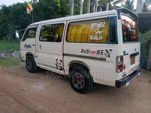 Nissan Caravan 1998 Van (Used)