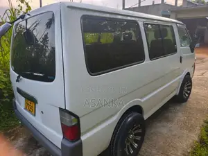 Mazda Bongo 2007 Van (Used)