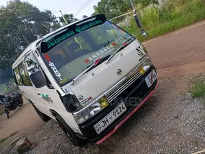 Nissan Caravan 1998 Van (Used)