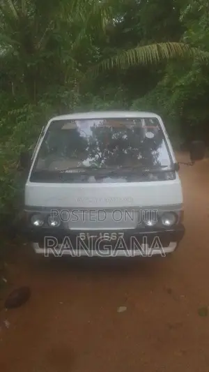 Nissan Vanette 1986 Van (Used)