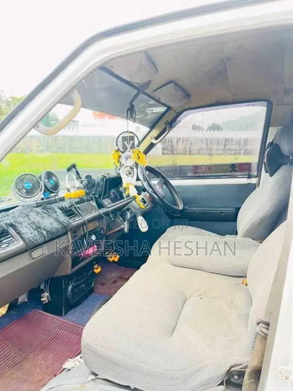 Nissan Vanette 1991 Van (Used)