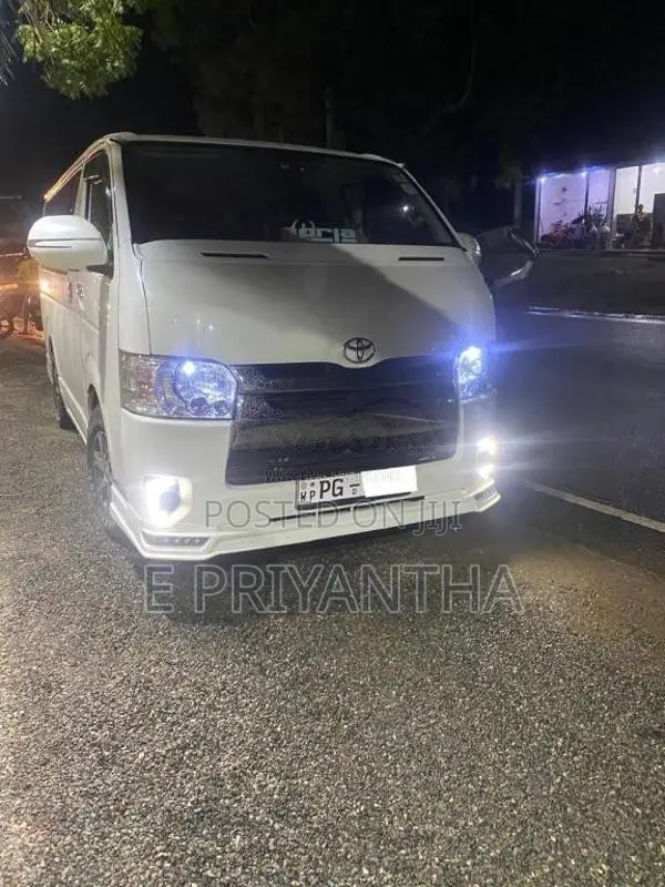 Toyota Hiace KDH 201 Super GL 2015 Van (Used)