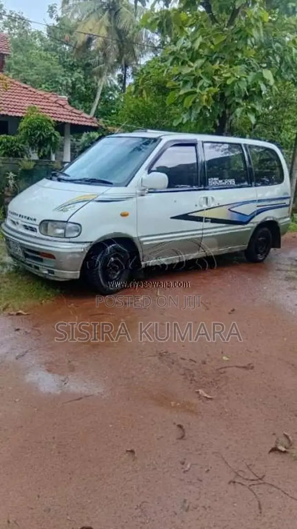 Nissan Serena 1996 Van (Used)