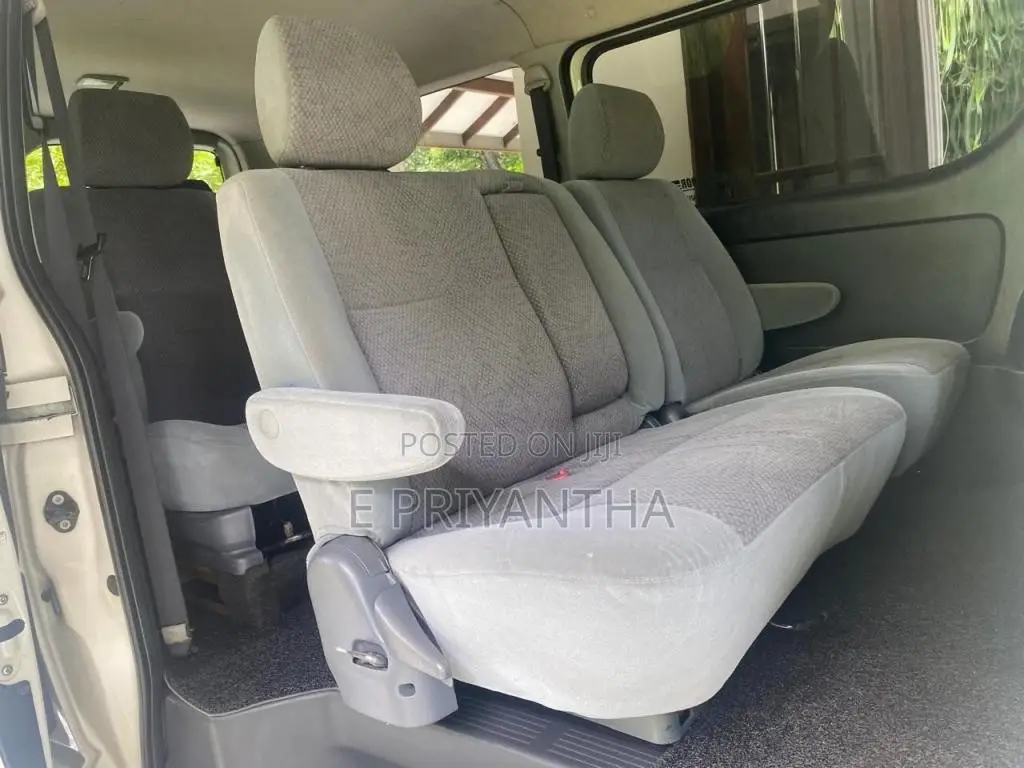 Toyota Hiace KDH 201 Super GL 2015 Van (Used)