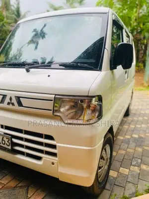 Mitsubishi Minicab 2018 Van (Used)