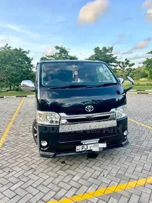 Toyota KDH Super GL 201 2014 Van (Used)