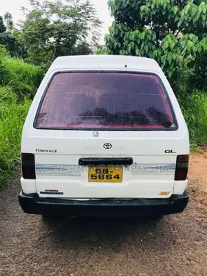 Toyota Townace 1990 Van (Used)