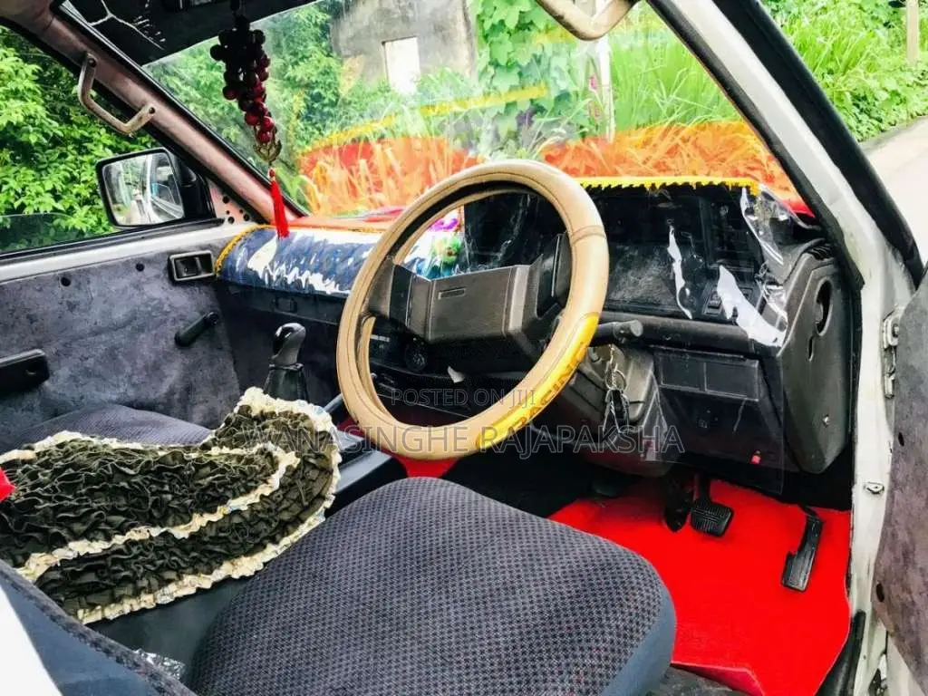 Nissan Vanette 1991 Van (Used)