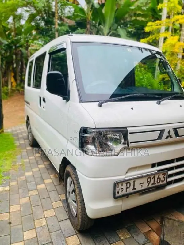 Mitsubishi Minicab 2018 Van (Used)