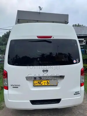 Nissan Caravan 2014 Van (Used)