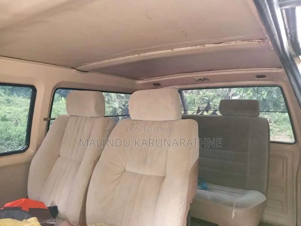 Mitsubishi L300 1984 Van (Used)