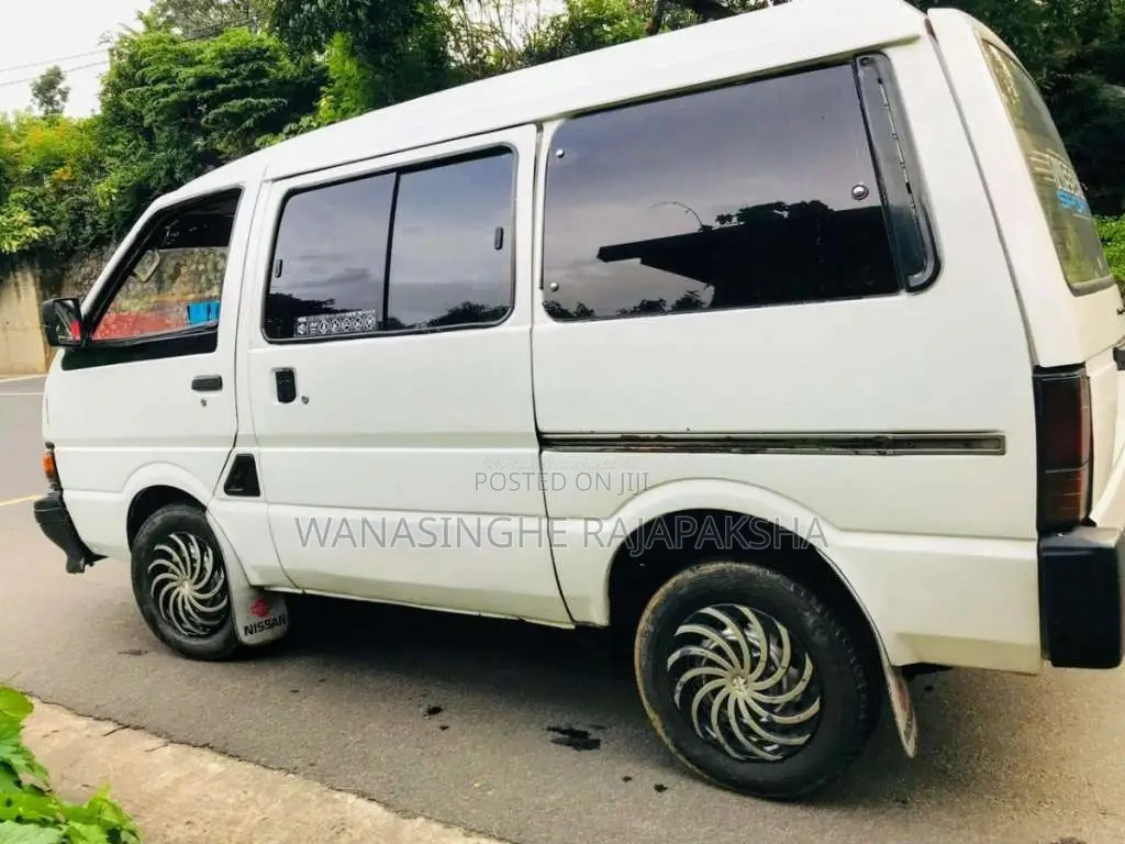 Nissan Vanette 1991 Van (Used)