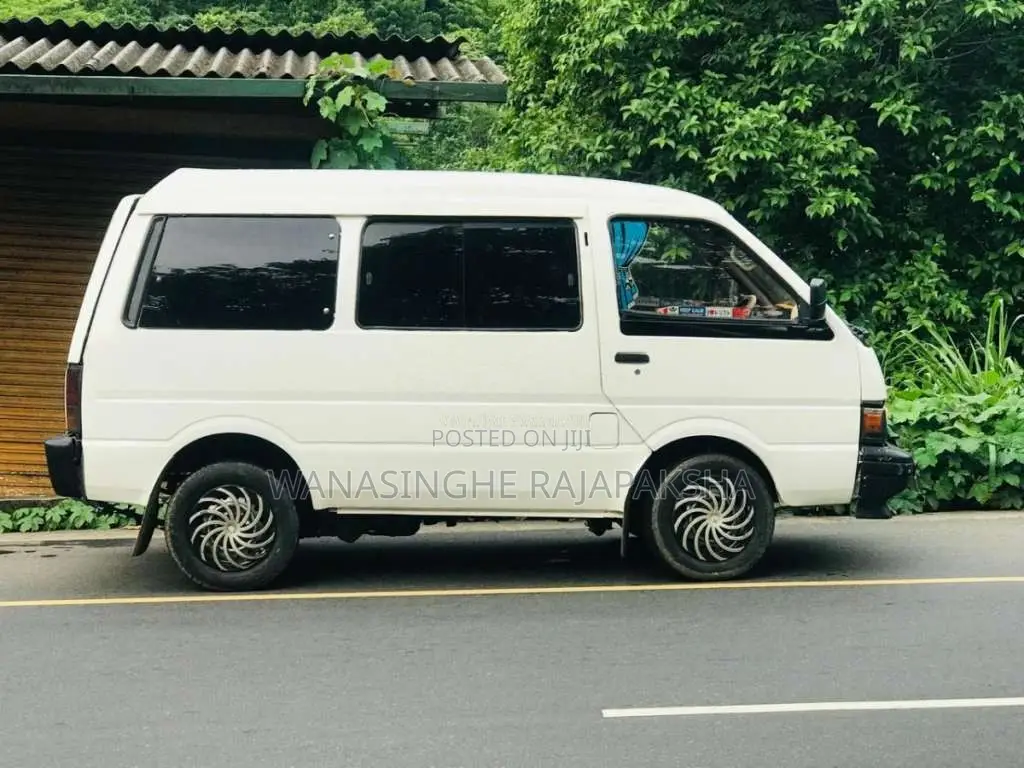 Nissan Vanette 1991 Van (Used)