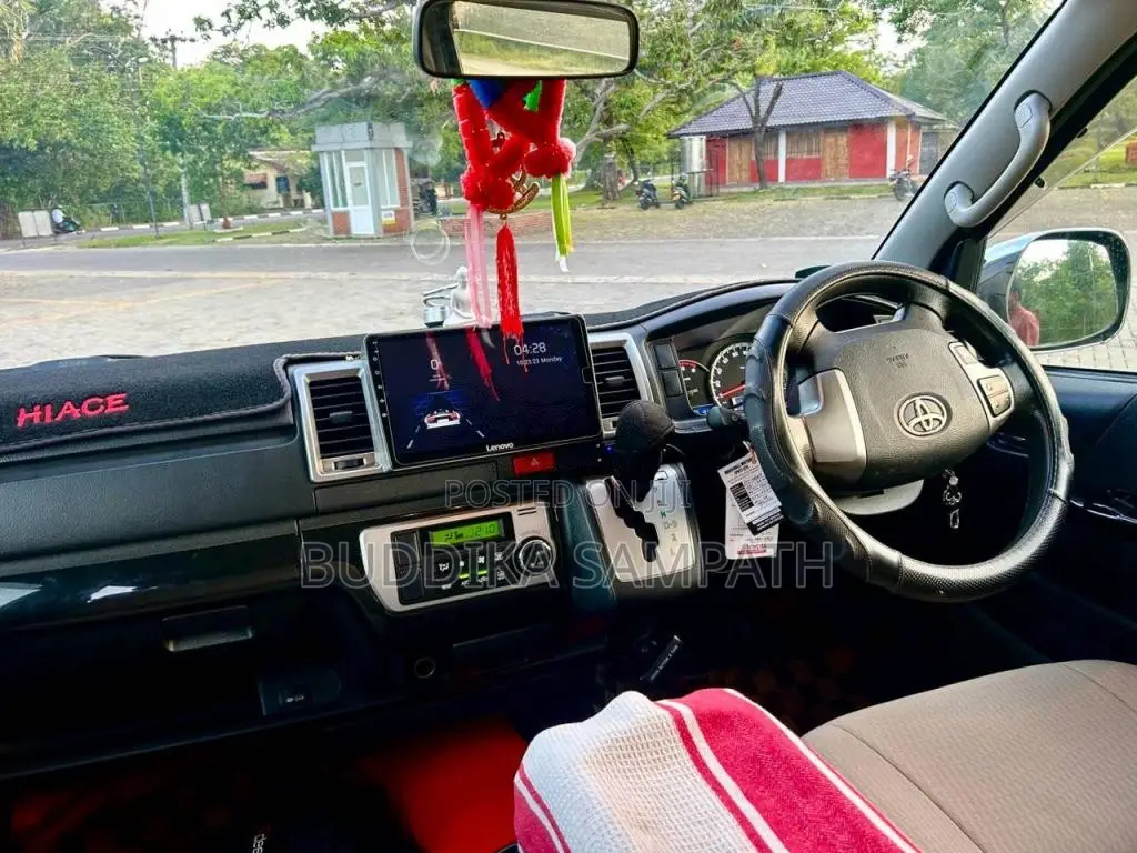 Toyota KDH Super GL 201 2014 Van (Used)