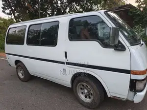 Isuzu Wfr Fargo 1980 Van (Used)