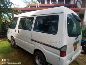 Nissan Vanette 2002 Van (Used)