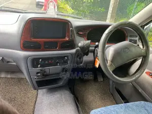 Toyota TownAce 2001 Van (Used)