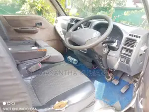Nissan Vanette 2002 Van (Used)