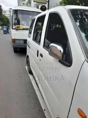 Daihatsu Hijet S200 1999 Van (Used)