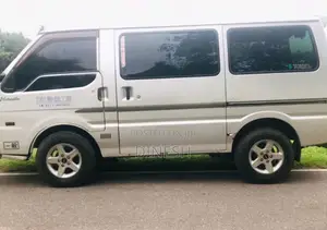 Nissan Vanette Gl 2001 Van (Used)