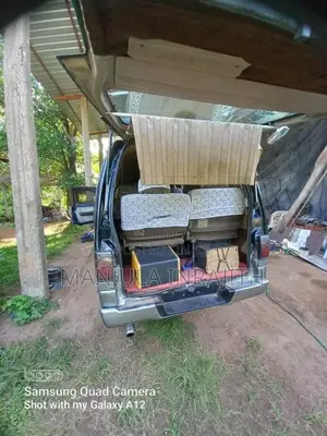 Nissan Caravan 1992 Van (Used)