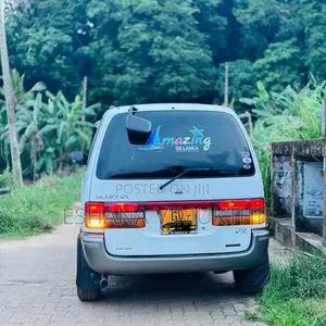 Nissan Serena 1998 Van (Used)