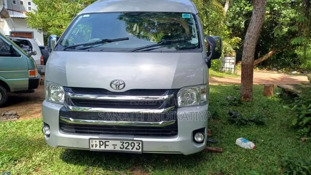 Toyota HIACE 2006 Van (Used)