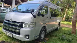 Toyota HIACE 2006 Van (Used)