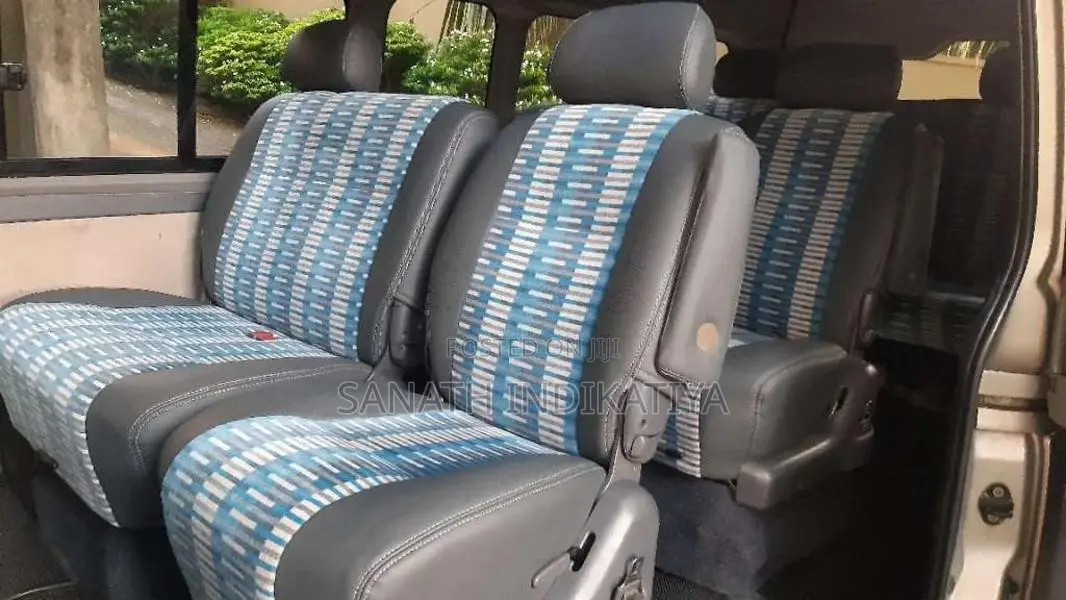 Toyota HIACE 2006 Van (Used)