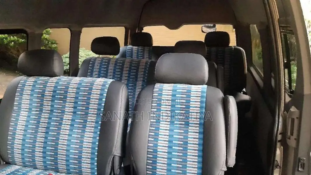Toyota HIACE 2006 Van (Used)