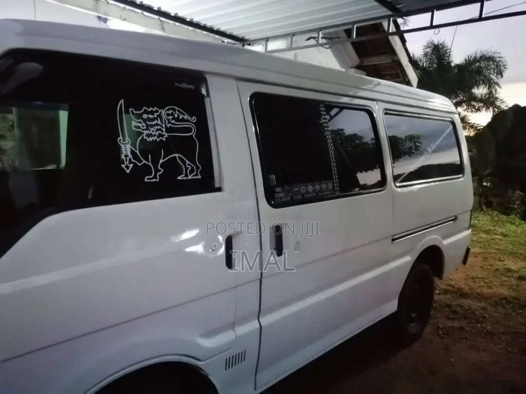 Mazda Brawny 1999 Van (Used)