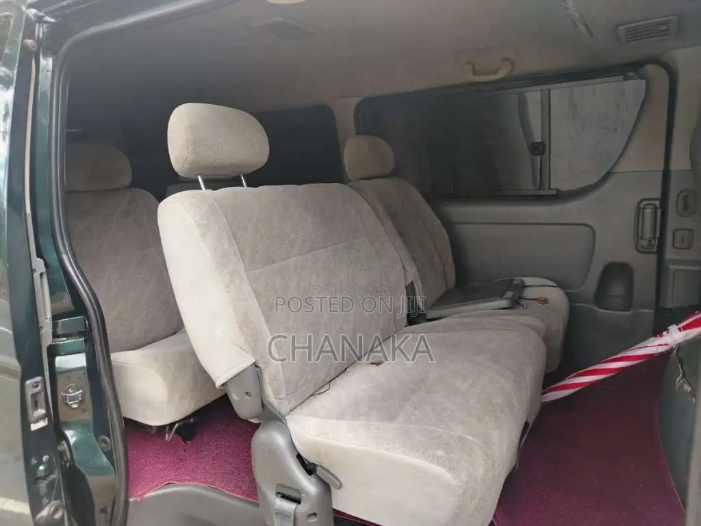 Toyota KDH 2007 Van (Used)