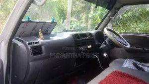 Mazda Brawny 1991 Van (Used)