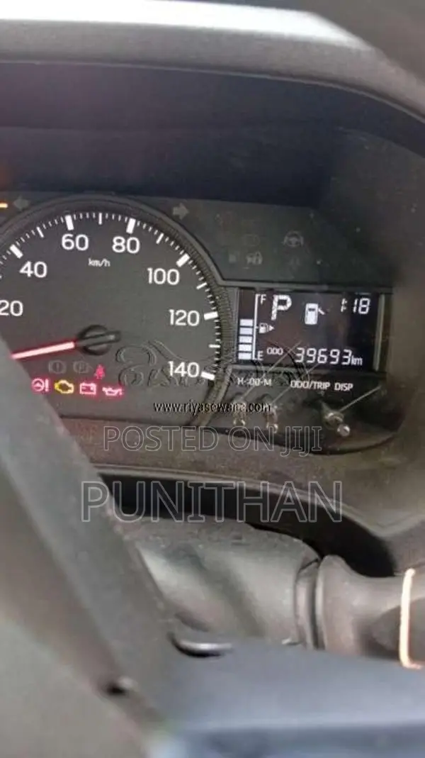 Daihatsu Hijet 2023 Van (Used)