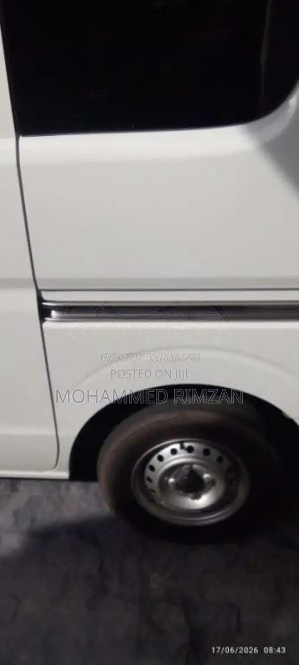 Suzuki Every 2023 Van (Used)